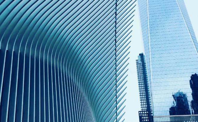 建筑公司的法人如何變更,資質也要變更嗎?